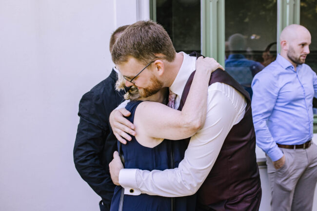 villa bubenzer freudenberg hochzeit schloss friedewald hochzeitsfotografin sauerland westerwald ambientetrauung schlosshochzeit hochzeitsfotograf ruhrgebiet (15)