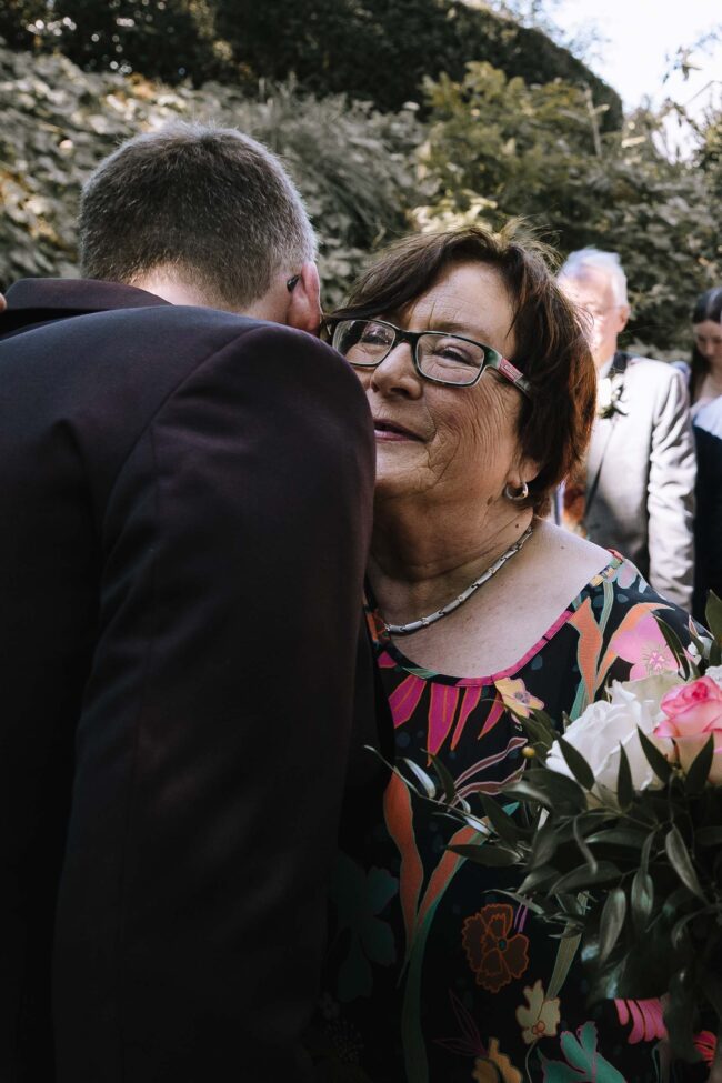 villa bubenzer freudenberg hochzeit schloss friedewald hochzeitsfotografin sauerland westerwald ambientetrauung schlosshochzeit hochzeitsfotograf ruhrgebiet (244)
