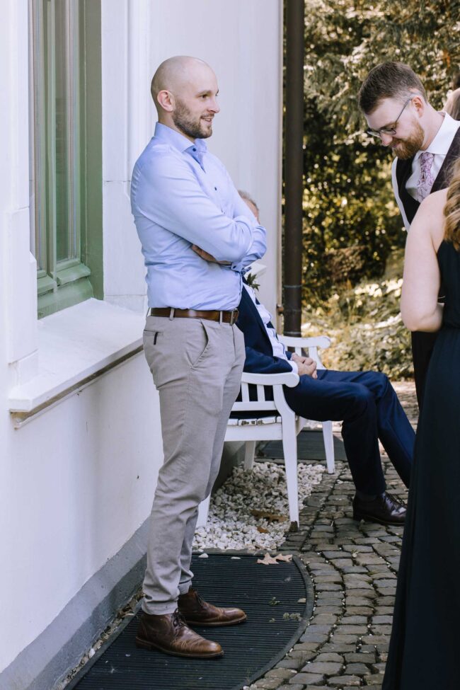 villa bubenzer freudenberg hochzeit schloss friedewald hochzeitsfotografin sauerland westerwald ambientetrauung schlosshochzeit hochzeitsfotograf ruhrgebiet (27)