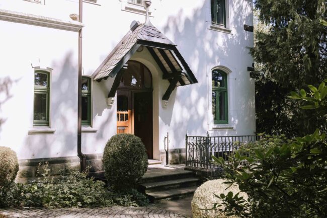 villa bubenzer freudenberg hochzeit schloss friedewald hochzeitsfotografin sauerland westerwald ambientetrauung schlosshochzeit hochzeitsfotograf ruhrgebiet (33)