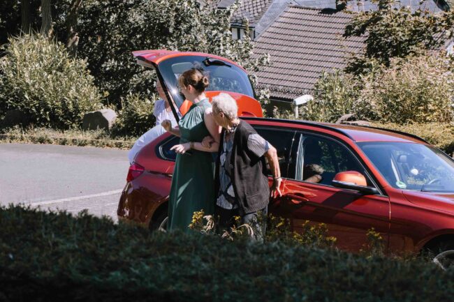 villa bubenzer freudenberg hochzeit schloss friedewald hochzeitsfotografin sauerland westerwald ambientetrauung schlosshochzeit hochzeitsfotograf ruhrgebiet (41)