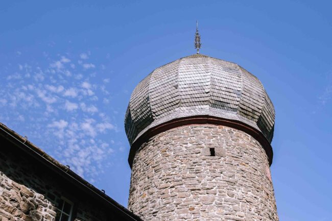 villa bubenzer freudenberg hochzeit schloss friedewald hochzeitsfotografin sauerland westerwald ambientetrauung schlosshochzeit hochzeitsfotograf ruhrgebiet (432)