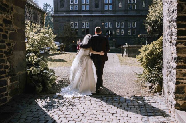 villa bubenzer freudenberg hochzeit schloss friedewald hochzeitsfotografin sauerland westerwald ambientetrauung schlosshochzeit hochzeitsfotograf ruhrgebiet (451)