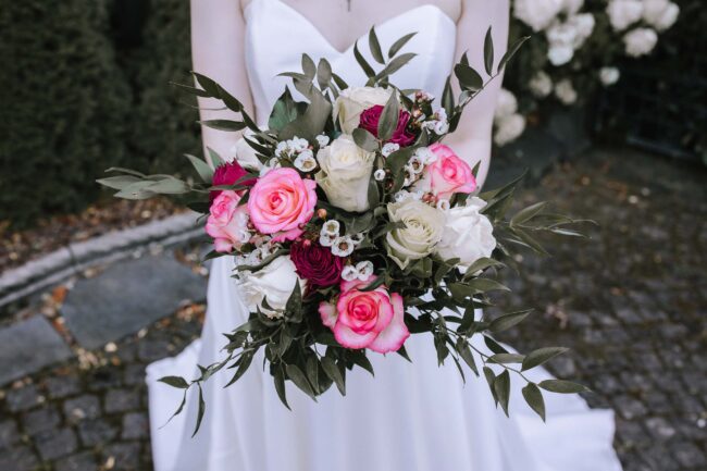 villa bubenzer freudenberg hochzeit schloss friedewald hochzeitsfotografin sauerland westerwald ambientetrauung schlosshochzeit hochzeitsfotograf ruhrgebiet (786)