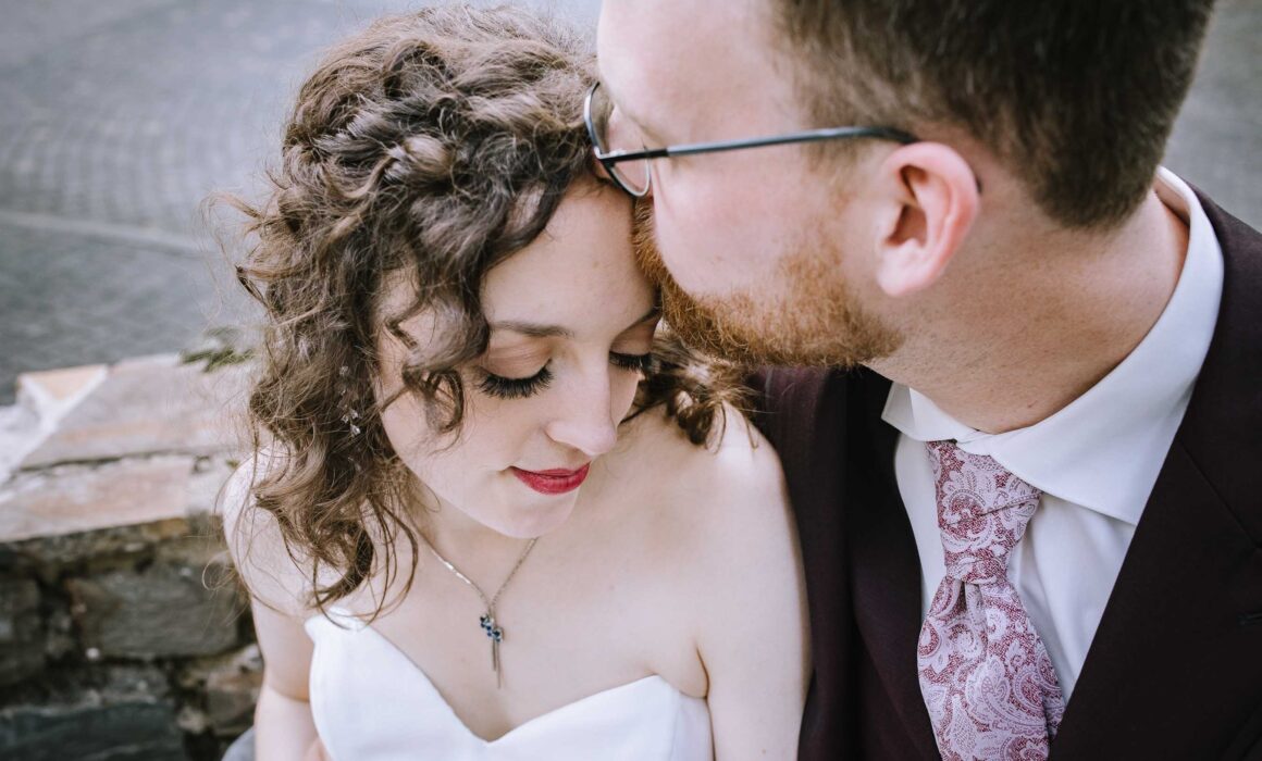 villa bubenzer freudenberg hochzeit schloss friedewald hochzeitsfotografin sauerland westerwald ambientetrauung schlosshochzeit hochzeitsfotograf ruhrgebiet (812)