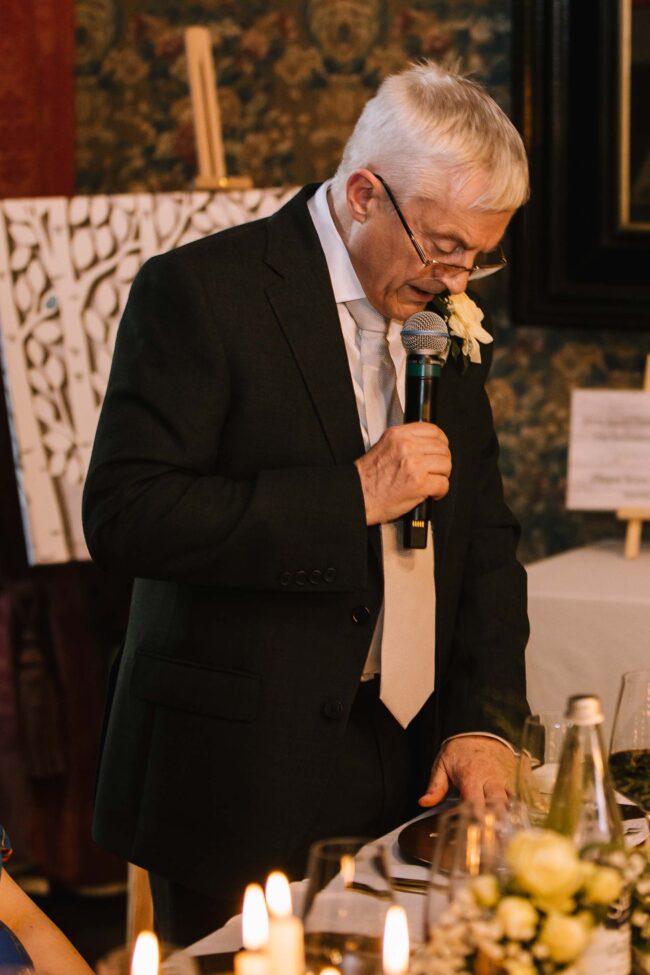 villa bubenzer freudenberg hochzeit schloss friedewald hochzeitsfotografin sauerland westerwald ambientetrauung schlosshochzeit hochzeitsfotograf ruhrgebiet (820)