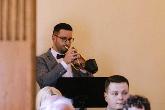 villa bubenzer freudenberg hochzeit schloss friedewald hochzeitsfotografin sauerland westerwald ambientetrauung schlosshochzeit hochzeitsfotograf ruhrgebiet (91)