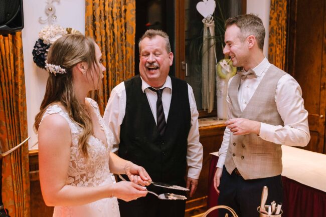 borgböhmers waldesruh hochzeitslocation bochum jagdhaus hochzeitsfotografin sauerland ruhrgebiet nrw meinerzhagen dortmund (1035)