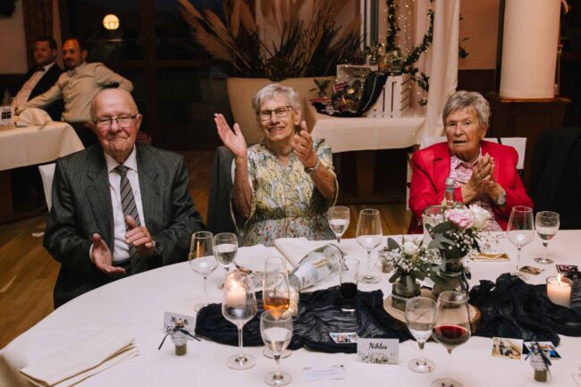 borgböhmers waldesruh hochzeitslocation bochum jagdhaus hochzeitsfotografin sauerland ruhrgebiet nrw meinerzhagen dortmund (986)