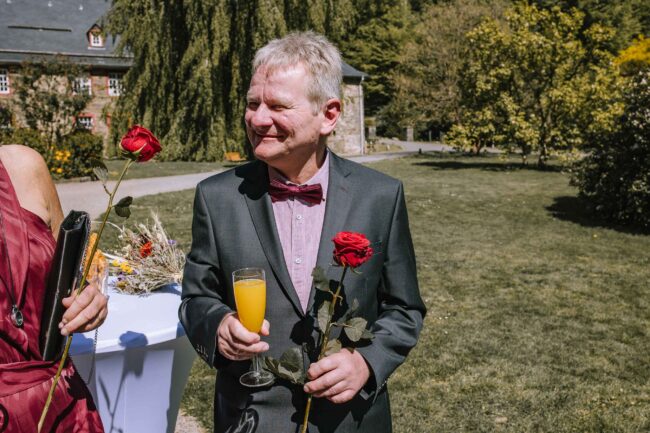 schloss gimborn marienheide hochzeitsfotografin standesamt bergisches gummersbach engelskirchen freie trauung hochzeitslocation nrw schlosshotel sauerland ( (402)