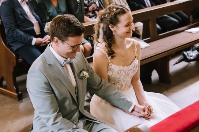 steinbergs wildewiese freie trauung hochzeitsfotografin sauerland skihuette hofolpe kirche st antonius hochzeitslocation nrw ruhrgebiet gut ahe friggen (292)