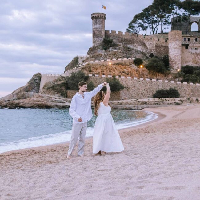 photoshooting costa brava tossa de mar coupleshoot fotoshooting spanien destination wedding spain barcelona german photographer local venue masia (3)