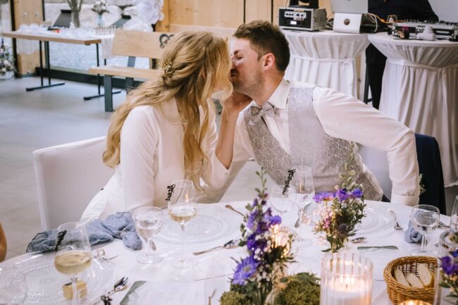 gut ahe friggen hochzeit hochzeitslocation nrw waldhochzeit hochzeitsfotografin sauerland lennestadt ruhrgebiet olpe hochzeitsfotos (1131)