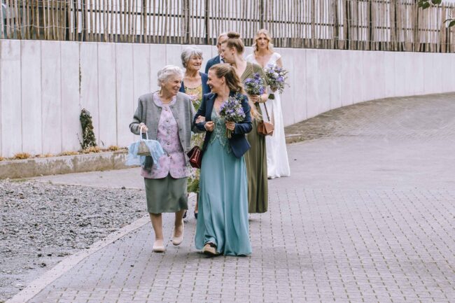 gut ahe friggen hochzeit hochzeitslocation nrw waldhochzeit hochzeitsfotografin sauerland lennestadt ruhrgebiet olpe hochzeitsfotos (322)