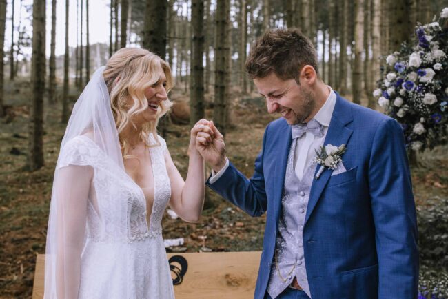 gut ahe friggen hochzeit hochzeitslocation nrw waldhochzeit hochzeitsfotografin sauerland lennestadt ruhrgebiet olpe hochzeitsfotos (604)