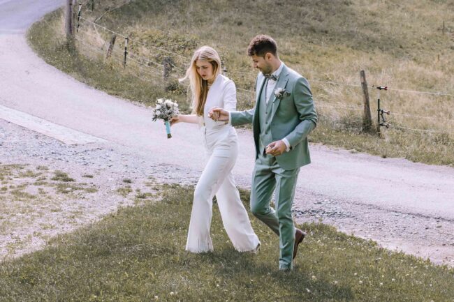 gut ahe friggen kirchhundem hochzeitsfotografin sauerland hochzeitslocation nrw wildewiese lennestadt hochzeitsfotos miriam folak hochzeits wg hochzeitsmesse (414)