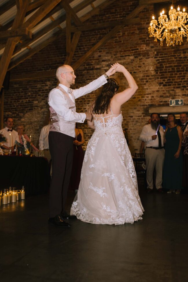 Brennerei rönsahl kierspe hochzeitslocation nrw sauerland hochzeitsfotografin meinerzhagen winterhochzeit weihnachtshochzeit (1085)