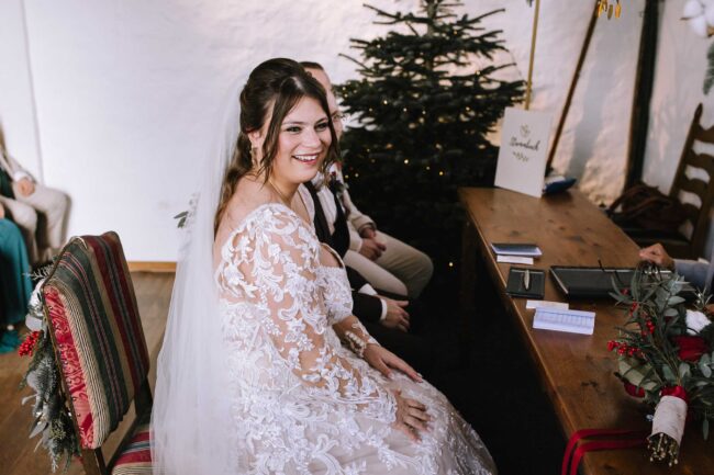 Brennerei rönsahl kierspe hochzeitslocation nrw sauerland hochzeitsfotografin meinerzhagen winterhochzeit weihnachtshochzeit (367)