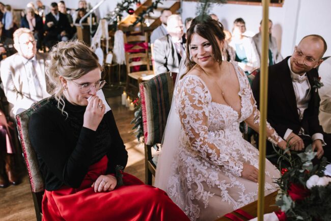Brennerei rönsahl kierspe hochzeitslocation nrw sauerland hochzeitsfotografin meinerzhagen winterhochzeit weihnachtshochzeit (431)