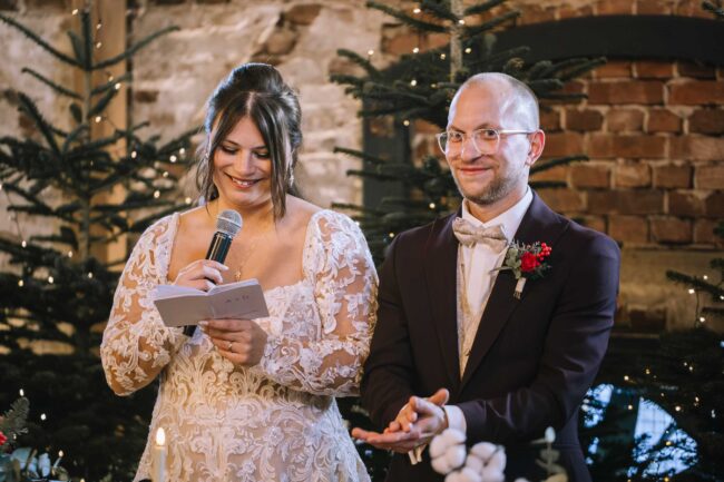 Brennerei rönsahl kierspe hochzeitslocation nrw sauerland hochzeitsfotografin meinerzhagen winterhochzeit weihnachtshochzeit (819)