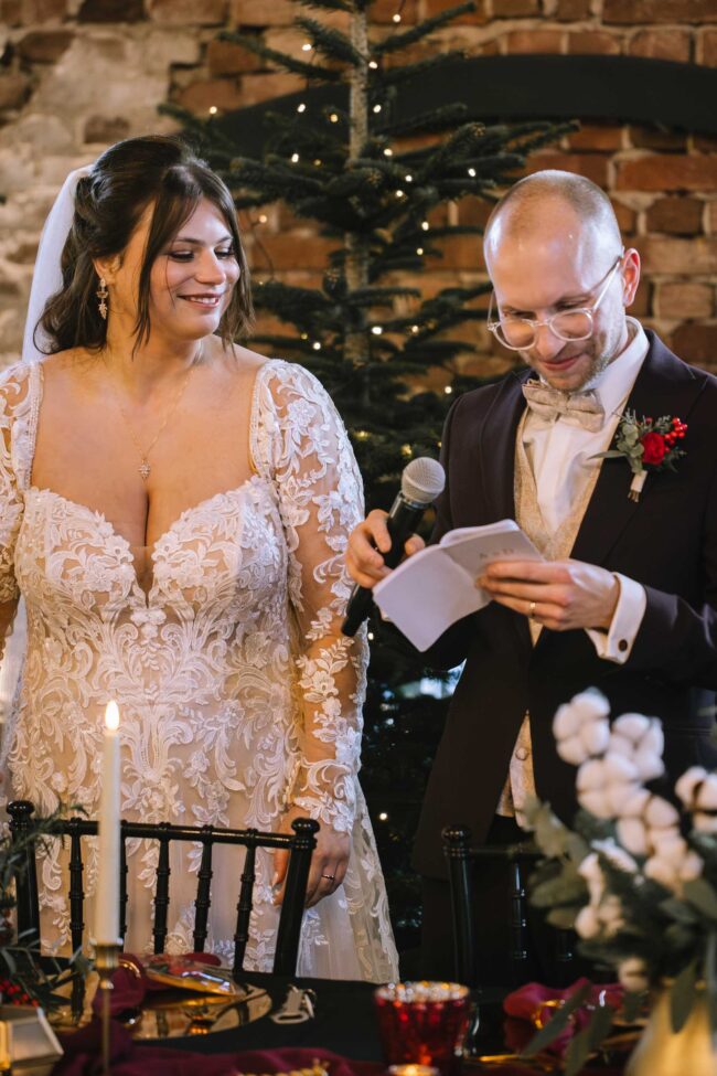 Brennerei rönsahl kierspe hochzeitslocation nrw sauerland hochzeitsfotografin meinerzhagen winterhochzeit weihnachtshochzeit (826)