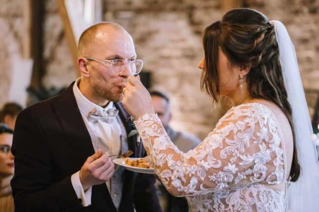 Brennerei rönsahl kierspe hochzeitslocation nrw sauerland hochzeitsfotografin meinerzhagen winterhochzeit weihnachtshochzeit (846)