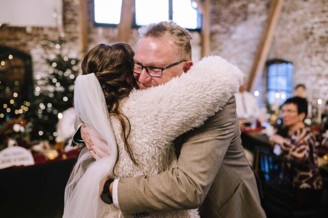 Brennerei rönsahl kierspe hochzeitslocation nrw sauerland hochzeitsfotografin meinerzhagen winterhochzeit weihnachtshochzeit (940)
